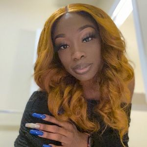 Meet your Posher, Clarissa